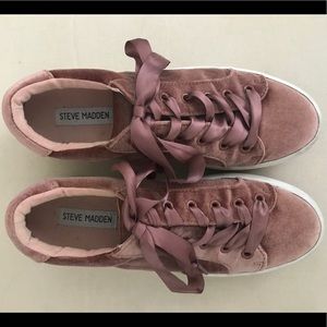 Steve Madden Bertie V Platform sneakers